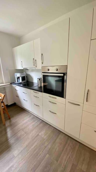 Zentral In Buer,Ruhig,Eg,Garten,Terrasse,Garage เกลเซนเคียร์เคน ภายนอก รูปภาพ